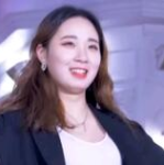 小姐姐教你拍照姿势视频,拍照姿势全攻略，轻松拍出美照！