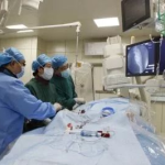 小姐姐胃穿孔,小姐姐紧急救治纪实